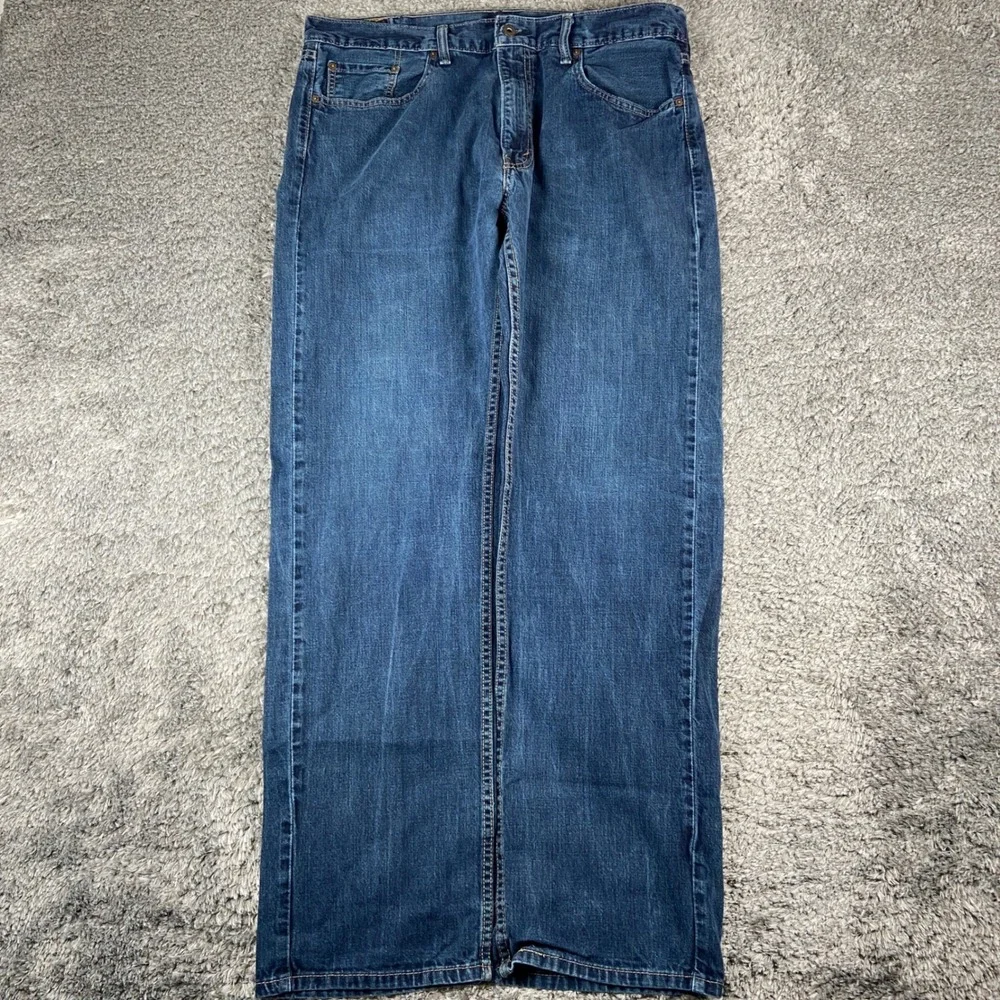 Levis measurements waist